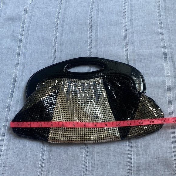 Express Y2K metal mesh hand bag. - Picture 10 of 13